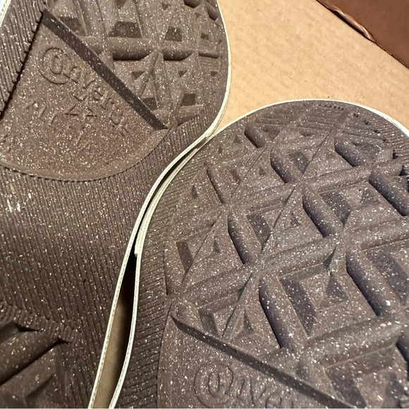 Custom Converse, tan, size women’s 10/men’s 8. They appear unworn. Unisex. - Picture 10 of 12